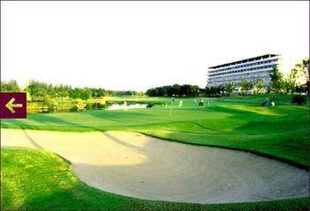 Bangkok Golf Spa Resort Eksteriør billede